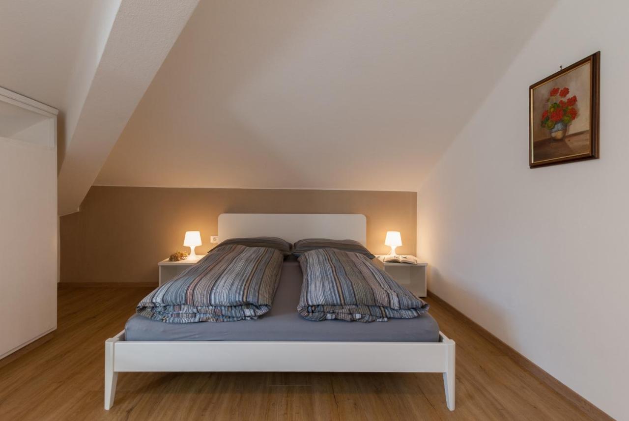 Haus Kuen Apartment เมราโน ภายนอก รูปภาพ