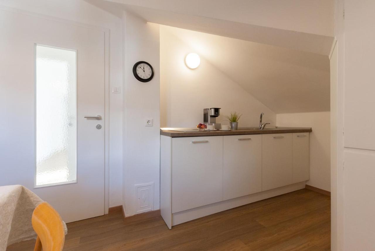 Haus Kuen Apartment เมราโน ภายนอก รูปภาพ